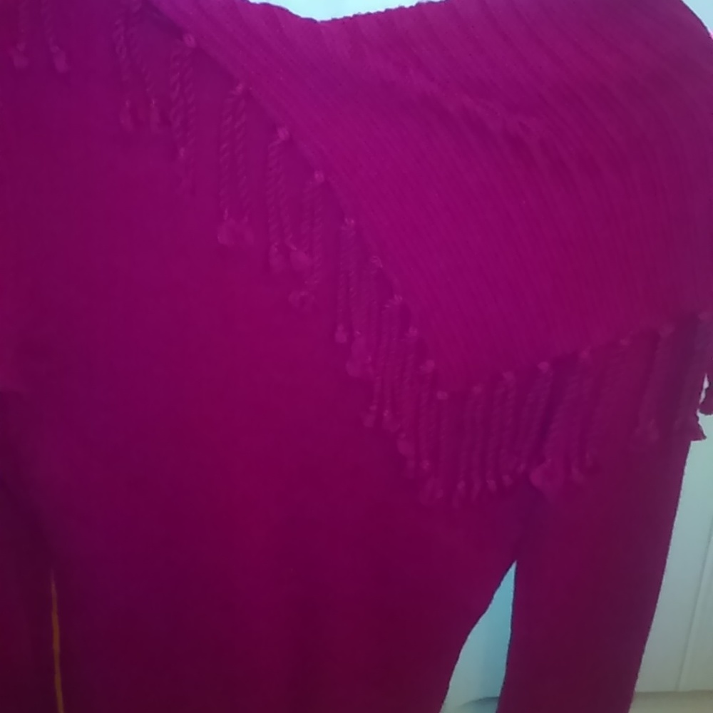 Pink long sleeve crewneck